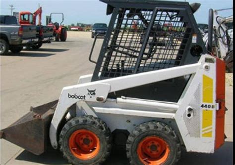 skid steer 440 specs